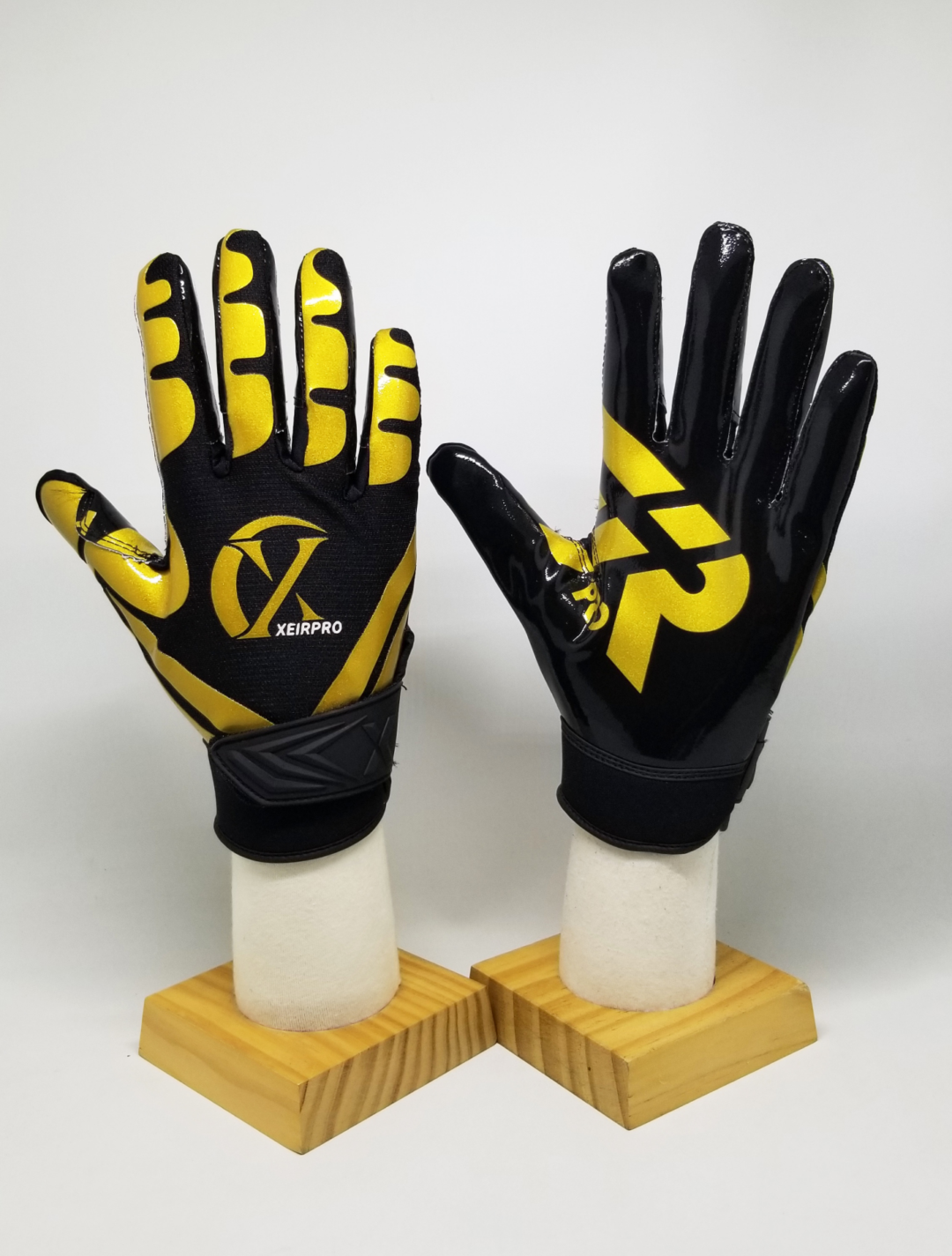 How to Buy the Best Football Gloves Fire Brand of the American League